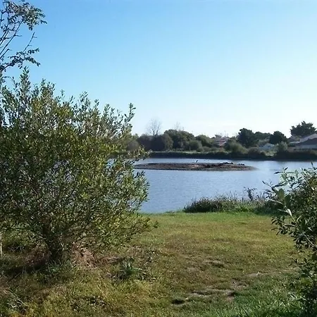 800 M Environ Plage Willa *